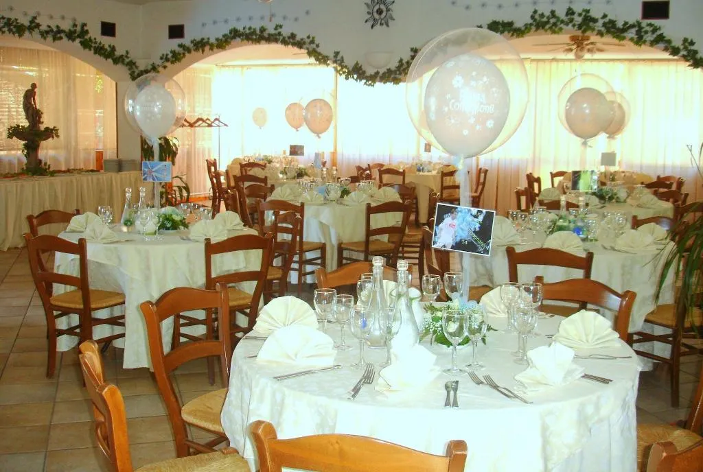 Restaurant, Villaggio Turistico Fiori D'Arancio, Naples