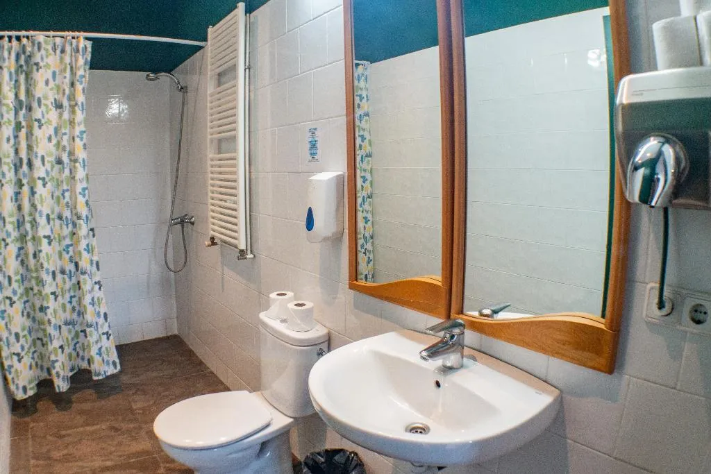 Bed in dormitory CAPACITY 4 Room, Inout Hostel, Barcelona