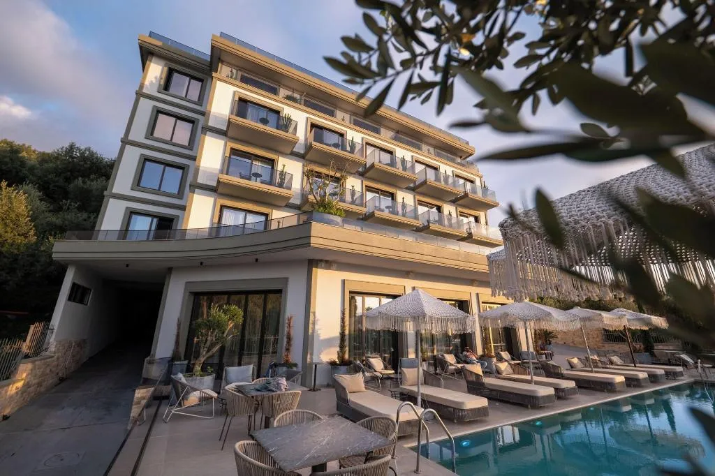 General view, Mazarine Hotel, Kavaje