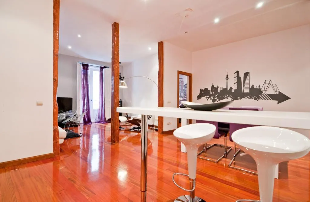 APARTMENT TWO BEDROOMS Room, Smartr Madrid Atocha, Madrid