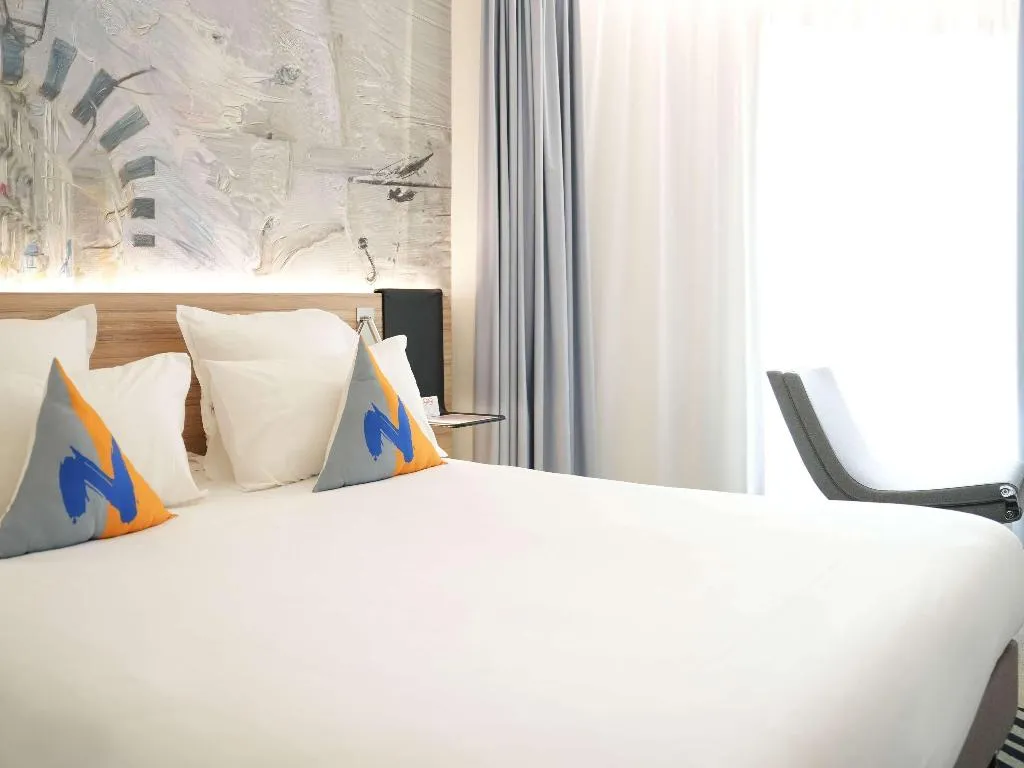 JUNIOR SUITE WITH DOUBLE BED Room, Novotel Tunis Lac, Tunisia