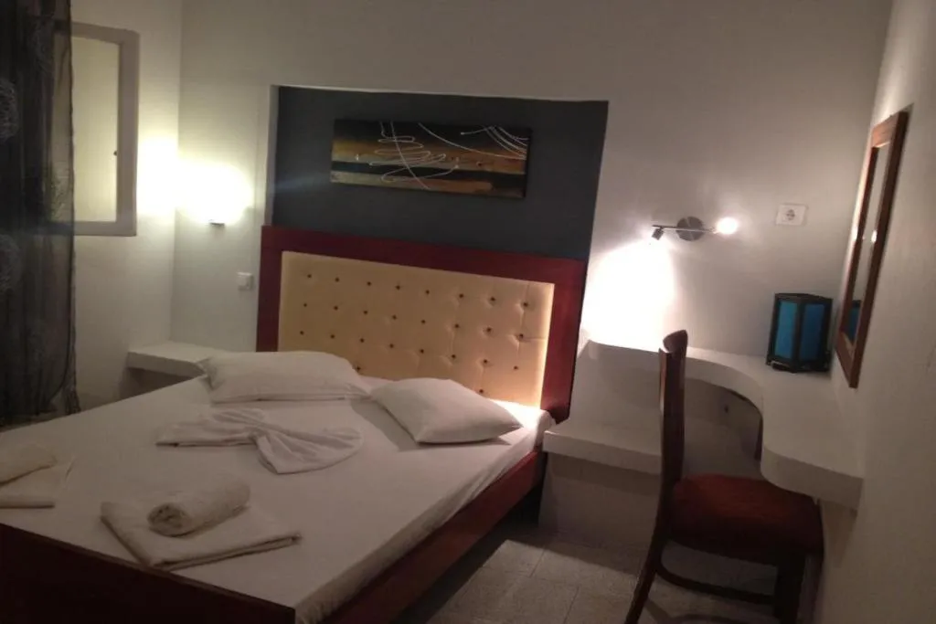 STUDIO CAPACITY 2 Room, Vp Belair, Santorini
