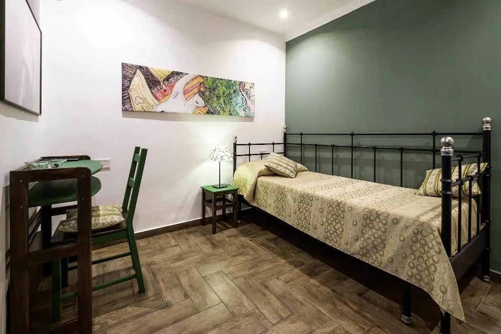 Room, Centro900Palermo, Palermo