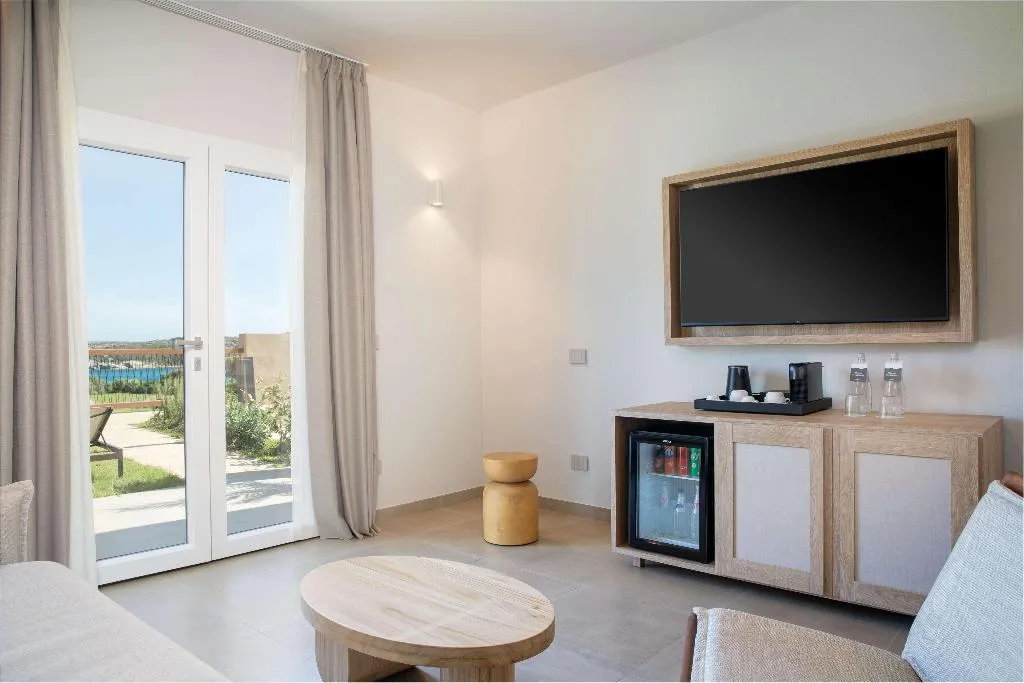 Room, Mangia’s Sardinia Resort, Olbia
