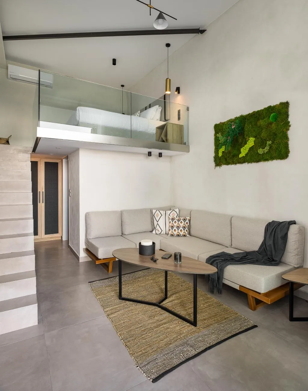 Room, Akrotiri Olympus Luxury Suites, Thessaloniki