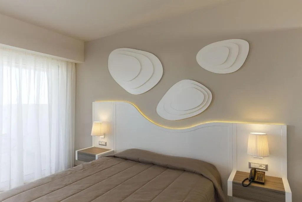 FAMILY ROOM EXECUTIVE Room, Rodos Princess Beach Hotel, Rhodes