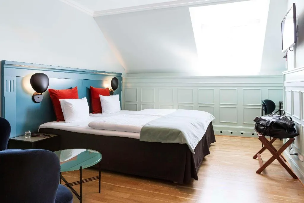 DOUBLE SINGLE USE KING SIZE BED Room, Scandic Webers, Copenhagen
