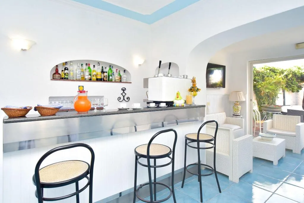 Lobby, Villa Tina, Naples