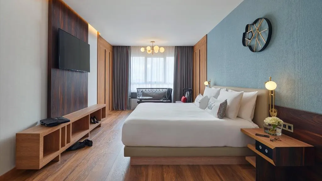 SUITE STANDARD Room, Hyatt Centric Gran Via Madrid, Madrid