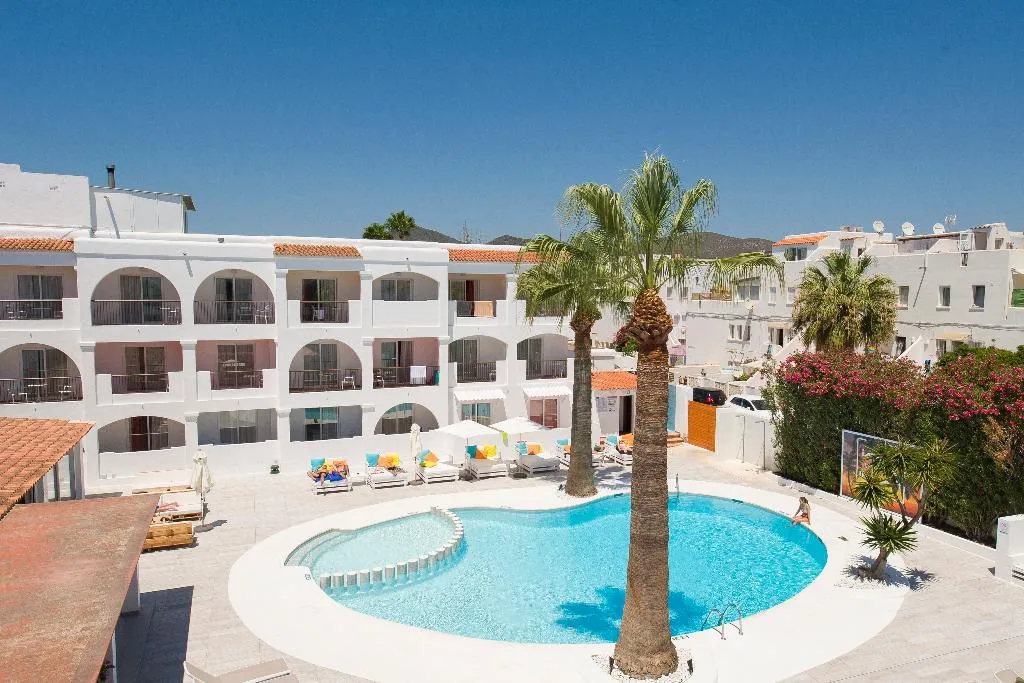 Pool, Vibra Bossa Flow Hotel, Ibiza