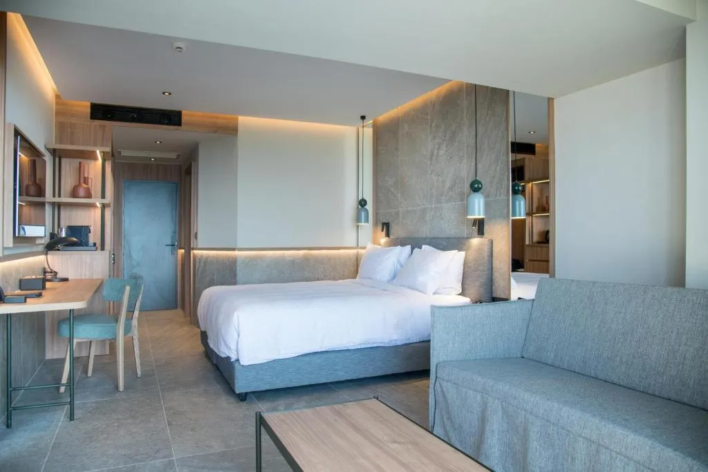JUNIOR SUITE GARDEN VIEW Room, King Minos Retreat Resort and Spa, Crete