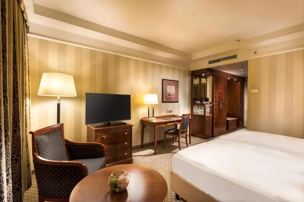 Room, JW Marriott Hotel Berlin, Berlin