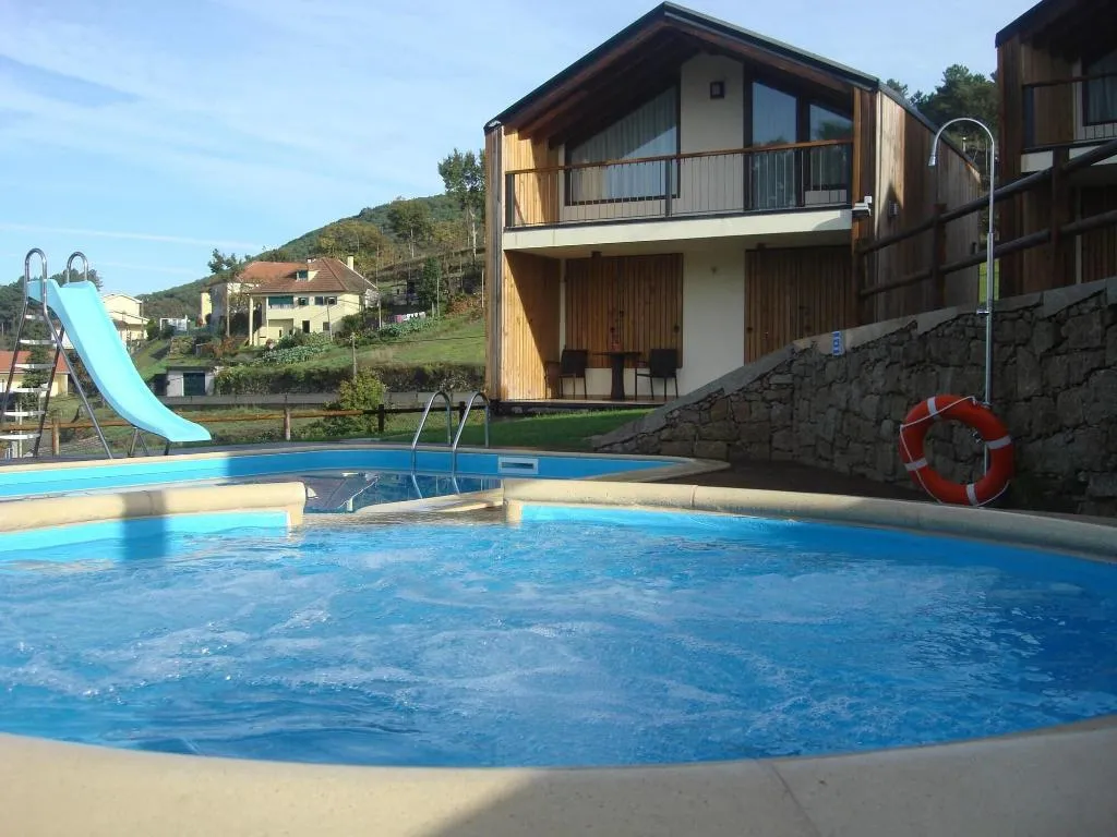 Sports and Entertainment, Casa De Lobos, Porto