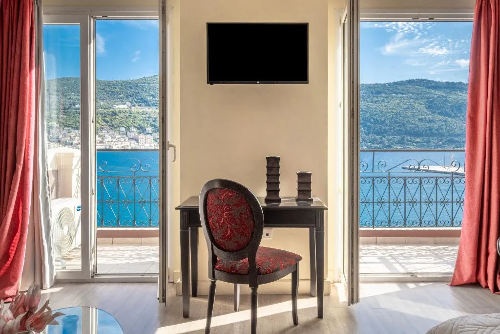 SUITE SEA VIEW Room, Samos City Hotel, Samos