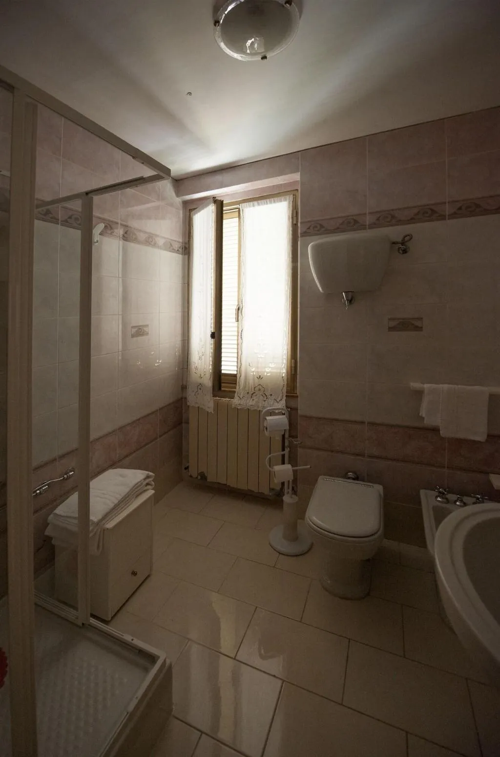 Room, Athena, Perugia
