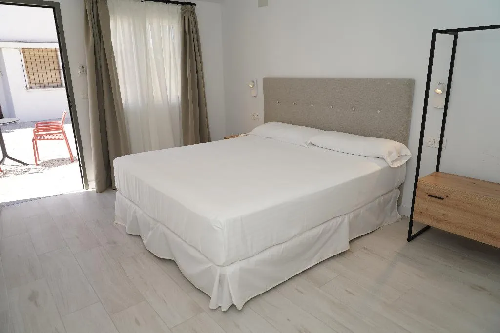 Double or Twin SUPERIOR Room, Hostal San Juan, Costa Blanca