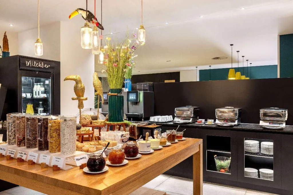 Restaurant, Vienna House Easy by Wyndham Berlin PrenzlauerBerg, Berlin