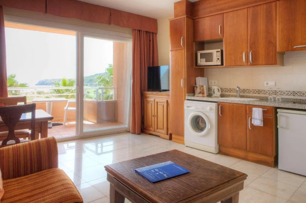 Room, Hotel Sunway Playa Golf & Spa, Sitges, Costa Brava
