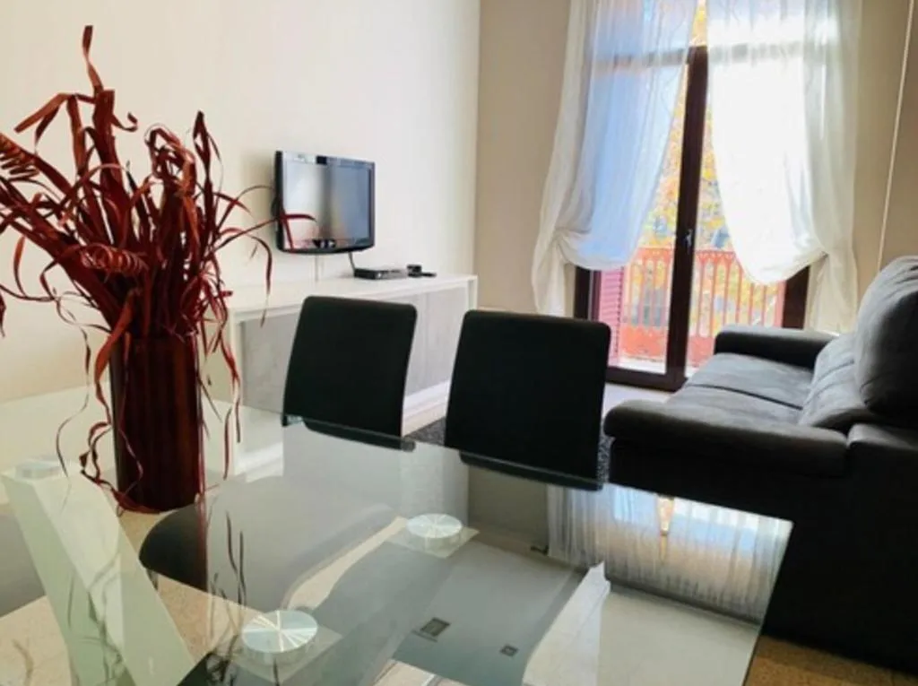 Room PENTHOUSE Room, Apart - Ramblas 108, Barcelona