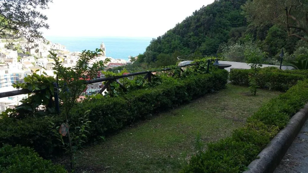 General view, Hotel Villa Annalara, Naples