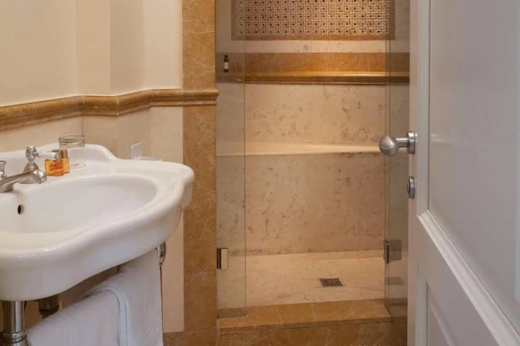 Room, Executive, Florence