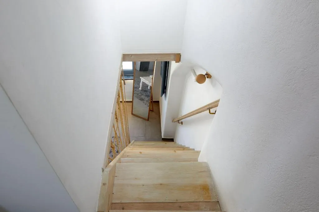 Room, Symmetry Suites, Santorini
