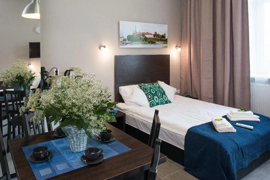 APARTMENT CAPACITY 4 Room, Happy Tower Krakow, Krakow