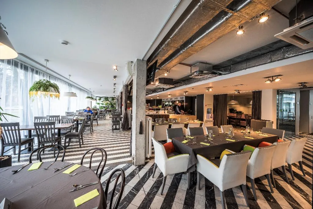 Restaurant, Rija VEF Hotel with FREE Parking, Riga