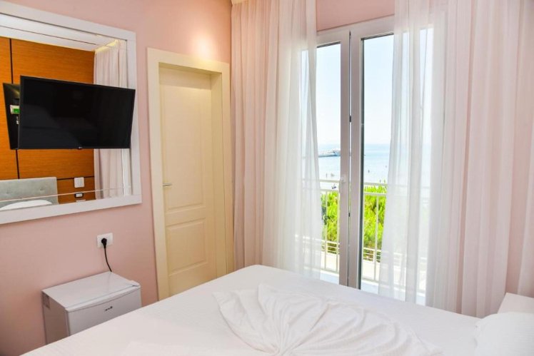 Edart Hotel, Durres
