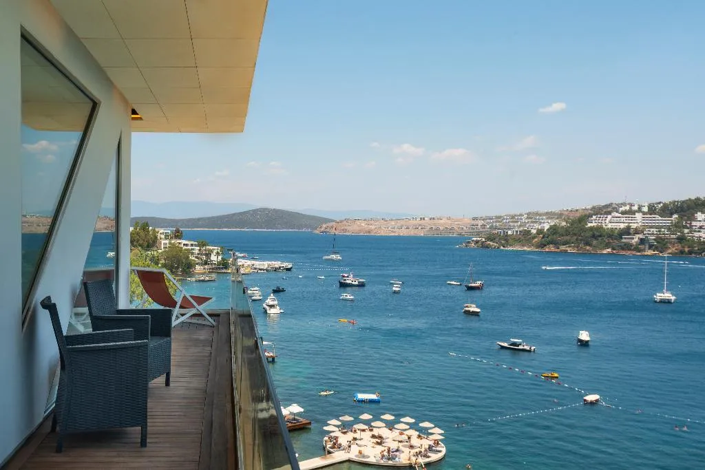 SUITE ONE BEDROOM ONE BATHROOM Room, Cape Bodrum Luxury Hotel & Beach, Bodrum