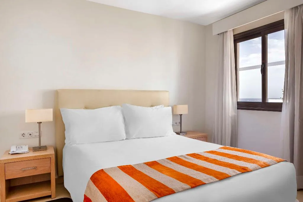 Room, Sunset Bay Club, Tenerife