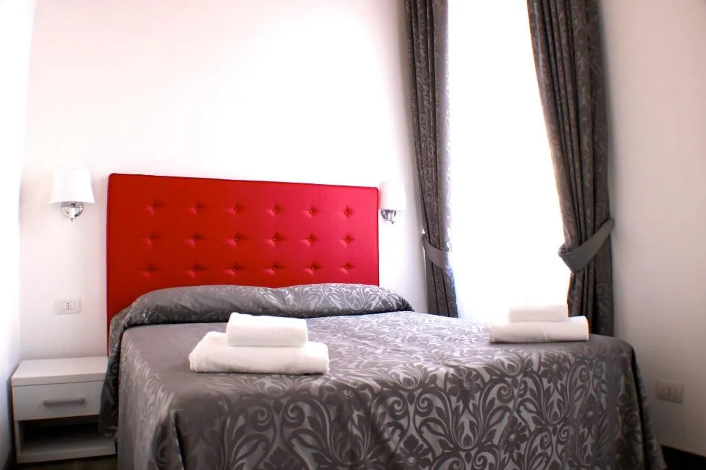 Room, Laterani Suite, Naples