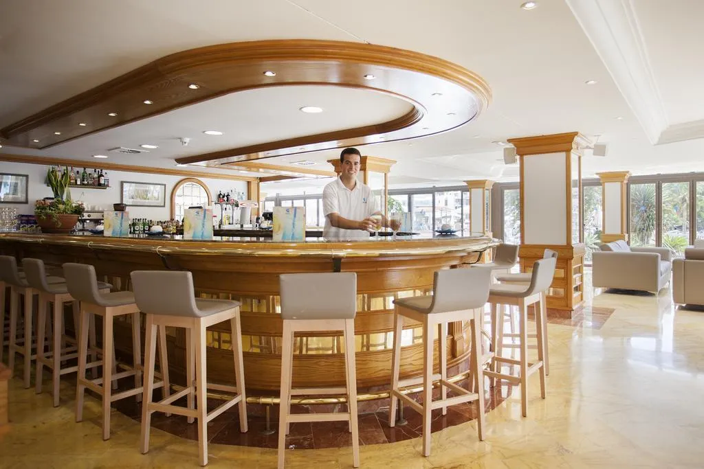 Bar, Grupotel Playa Camp de Mar. Adults Only, Majorca