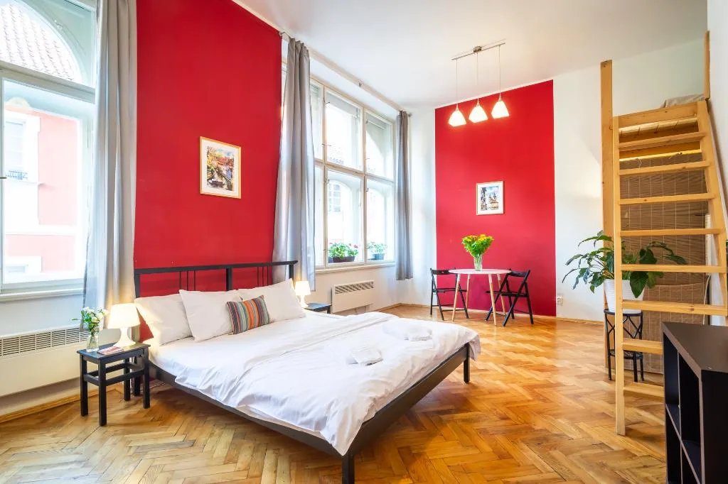 STUDIO STANDARD Room, Royal Road Residence, Prague