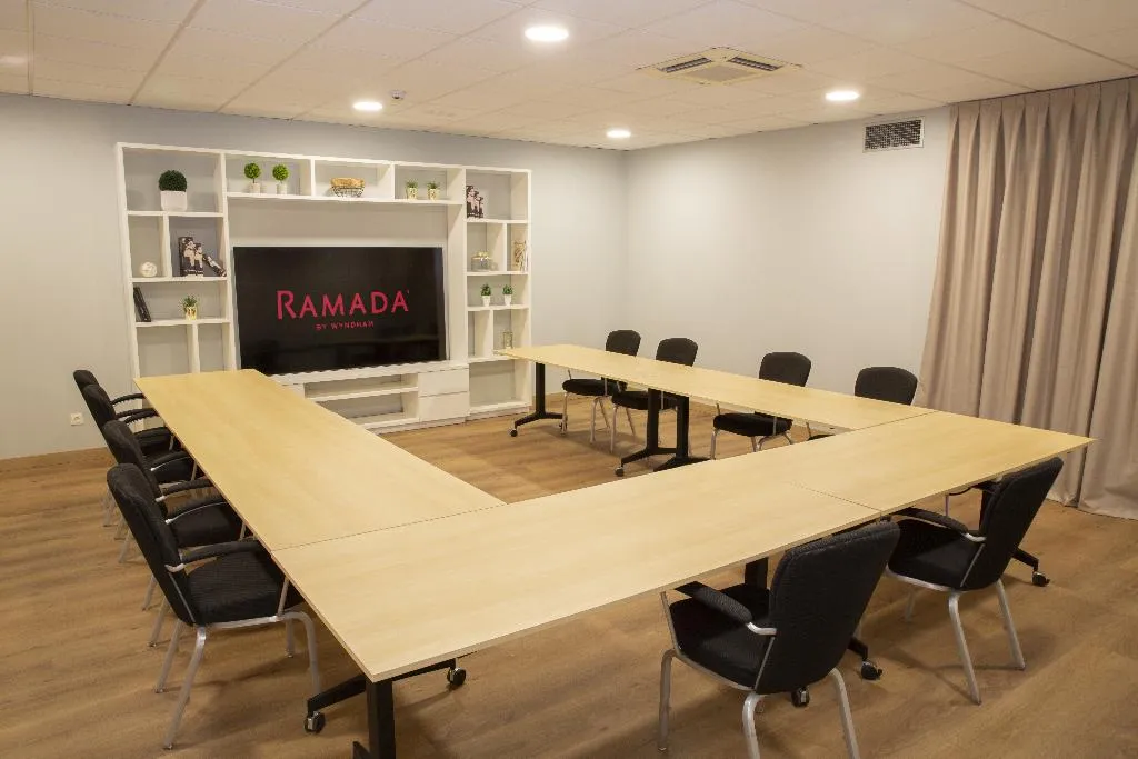 Conferences, Ramada by Wyndham Madrid Getafe, Madrid