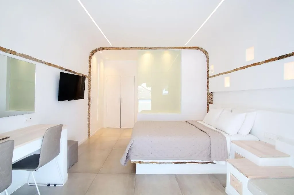 Room, Kritikakis Village Apartments, Santorini