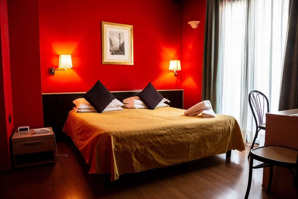 Room, Hotel Berlino Milano, Milan