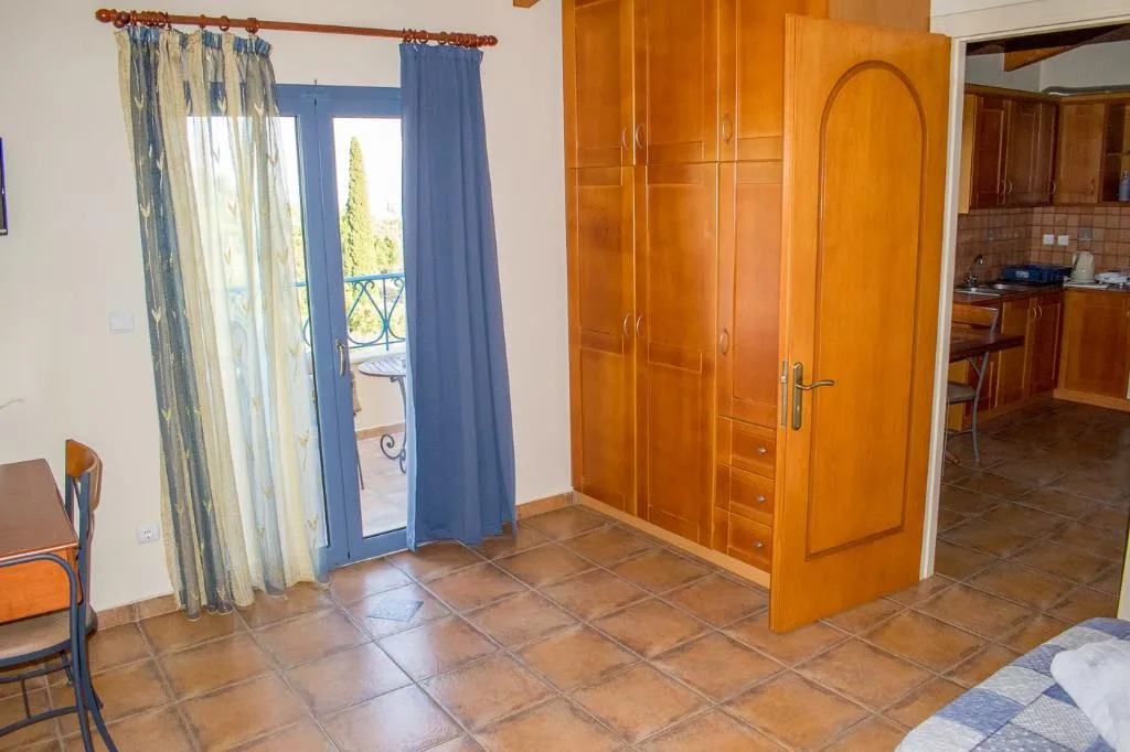APARTMENT TWO BEDROOMS ONE BATHROOM Room, Diana Studios, Kefallinia
