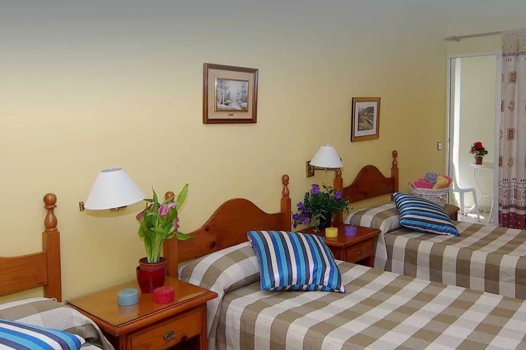 Room, Hostal Azahara Nerja, Costa Del Sol