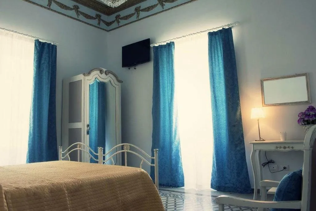Room, Al Decoro, Palermo