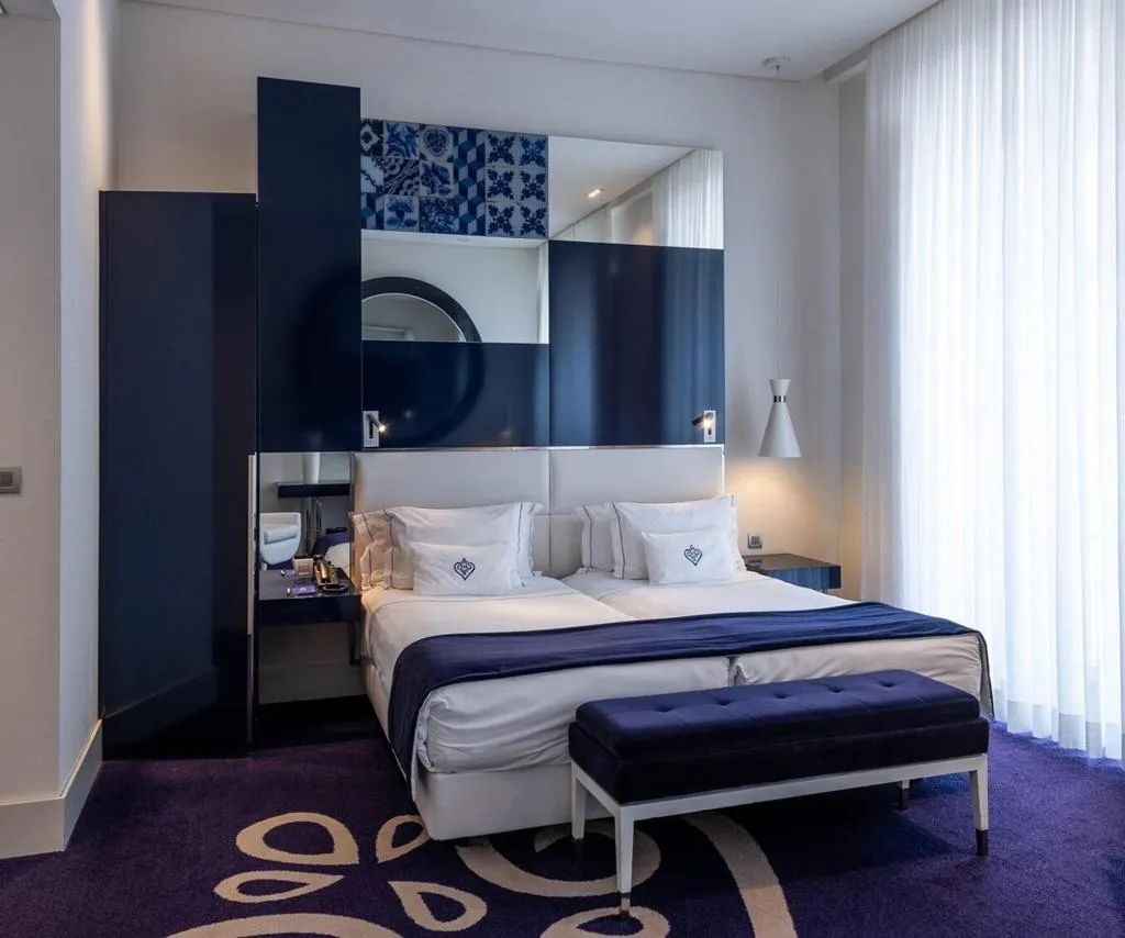 FAMILY ROOM QUEEN SIZE BED Room, Portugal Boutique Hotel, Lisbon