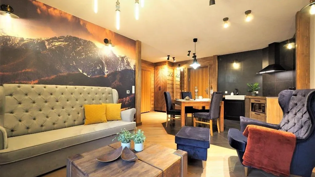 Room, ApartHotel Giewont, Krakow