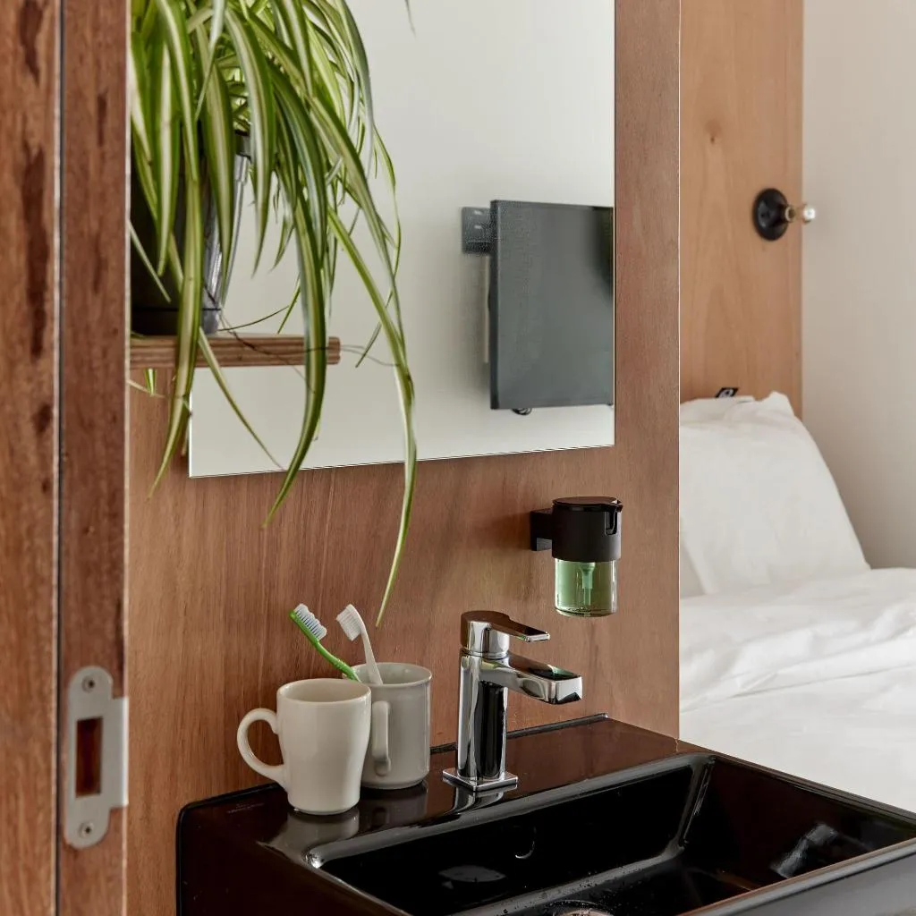 Room, Q-Factory Hotel, Amsterdam