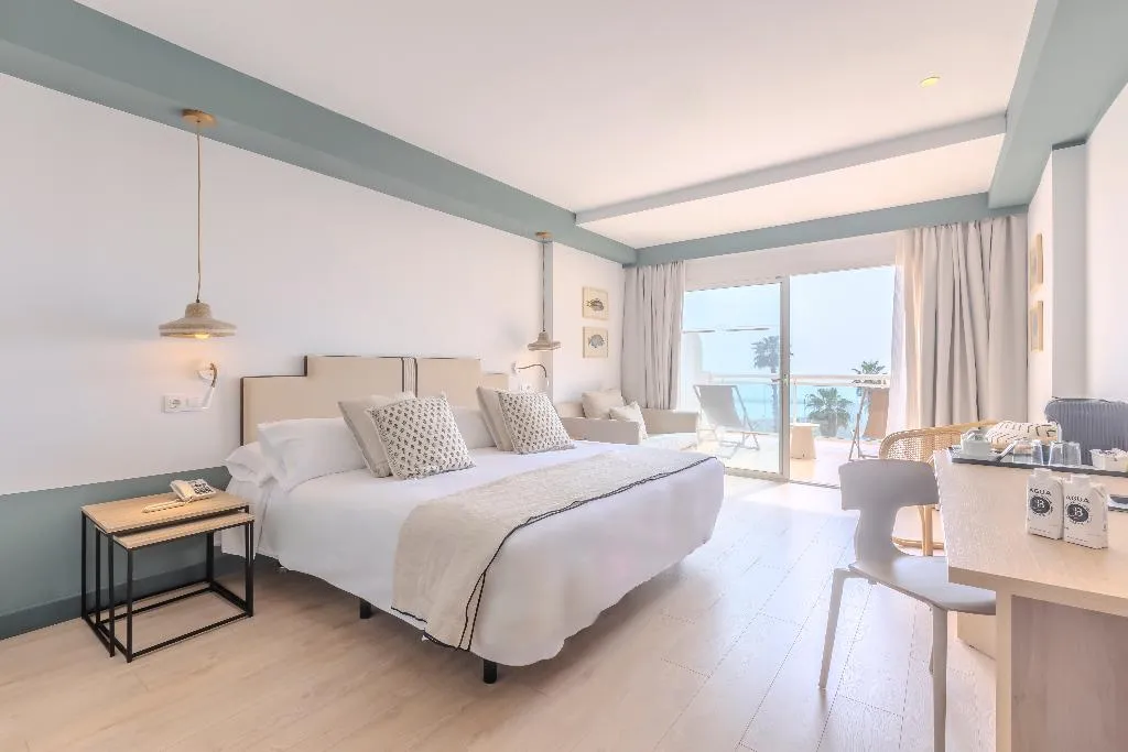 TRIPLE SEA VIEW Room, Soho Boutique Las Vegas, Costa Del Sol