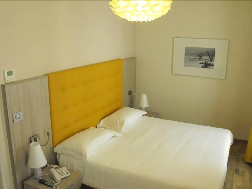 Room, Amalia Bakery Home, Milan