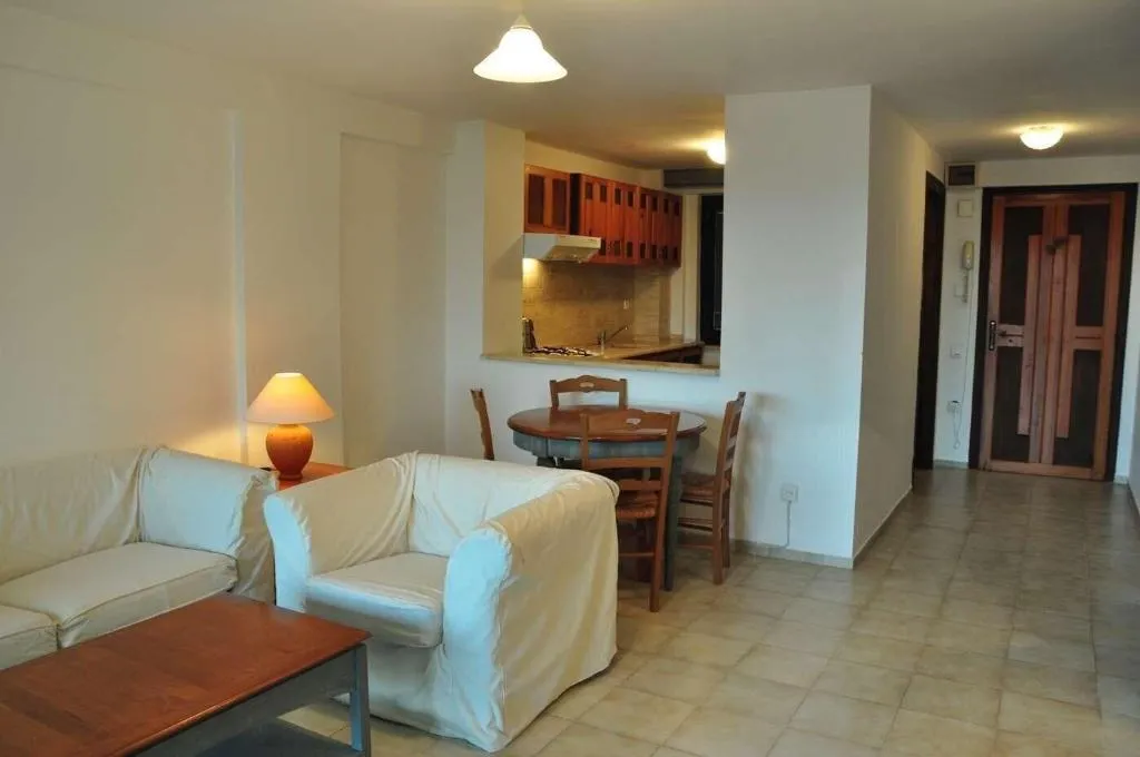 Room, Palm Court Suites, Izmir