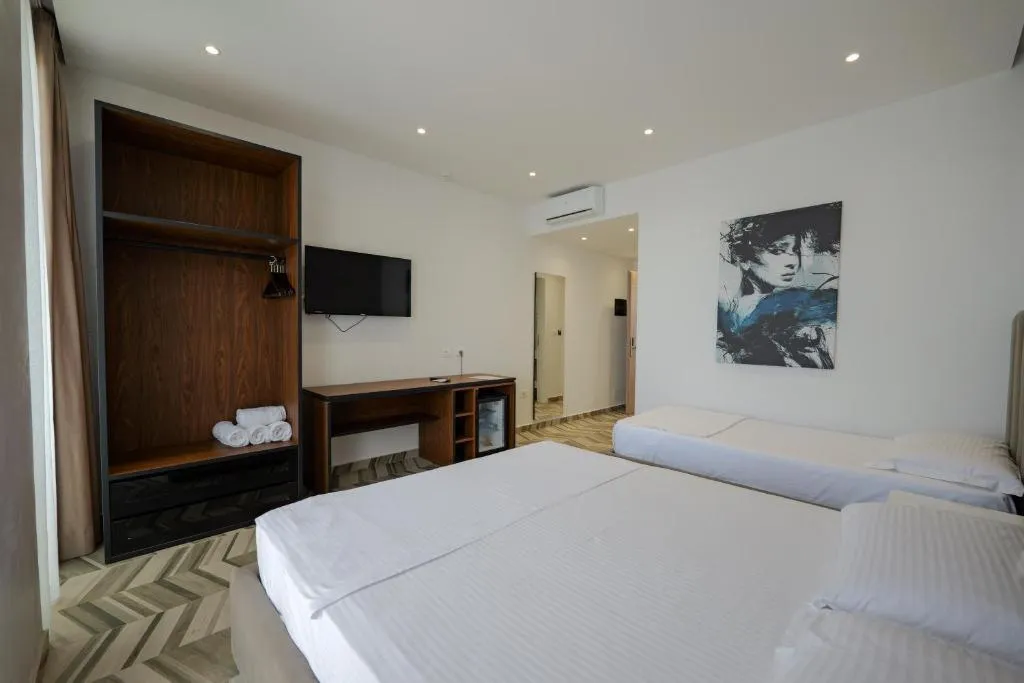 TRIPLE SUPERIOR Room, Sea & Sand Hotel, Kavaje