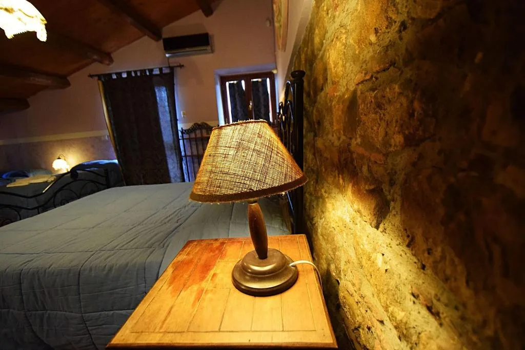 Room, Giucalem La Casa Negli Orti, Catania
