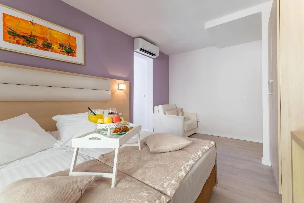 Room, Maritimo, Split