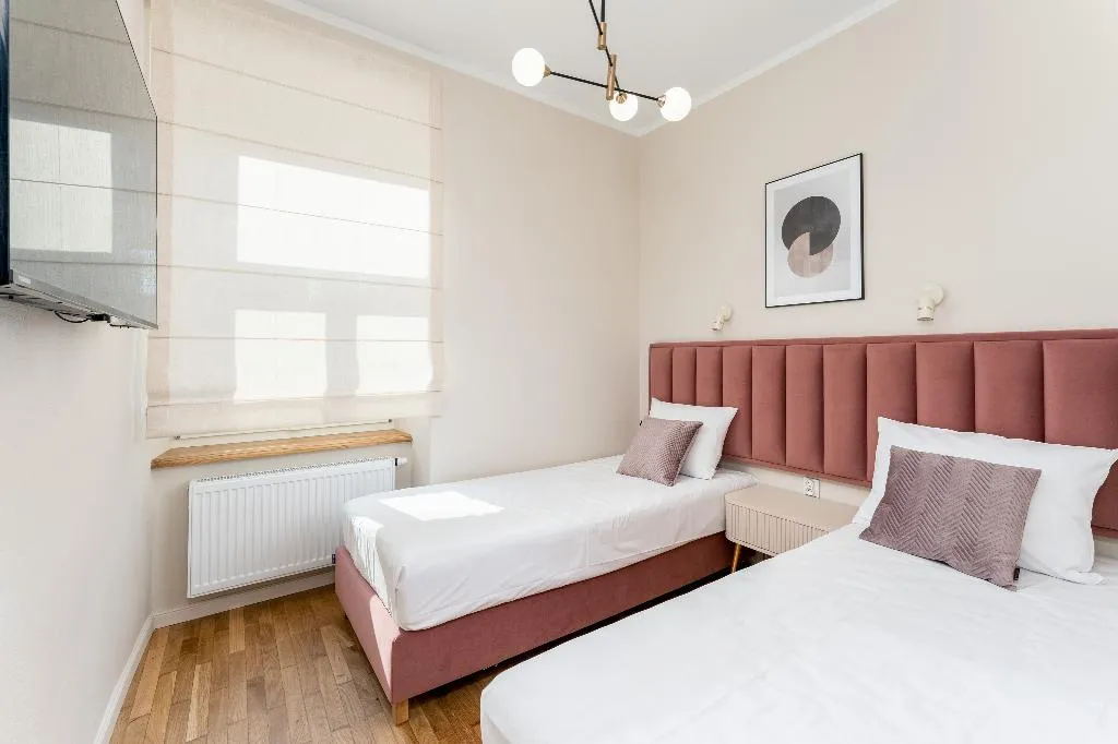 SUITE DELUXE TWO BEDROOM Room, Erasmus Student Apartments - Krakow Old Town, Krakow